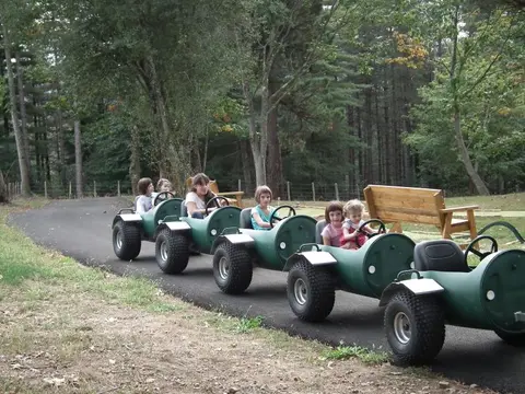 Le petit train au parc Ttiki Leku